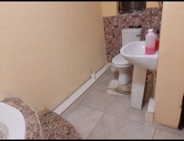 5 BEDROOM HOUSE FOR SALE IN VUWANI